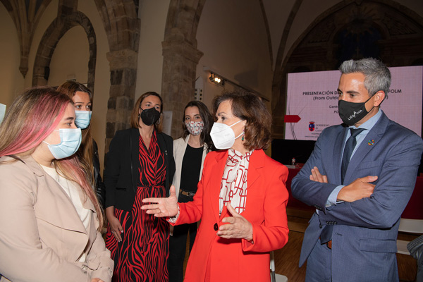 Carmen Calvo visita el proyecto Folm en Cantabria