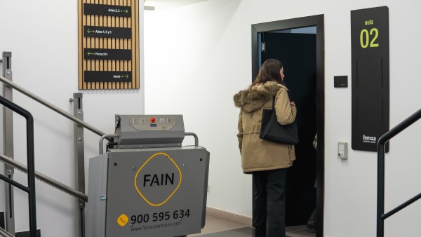 equipamiento del nuevo centro de formación para el empleo de santander