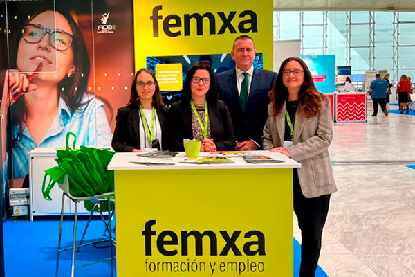 equipo de consultores de femxa en universidad pyme