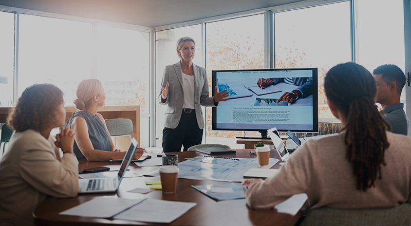 Ejecución de curso de formación programada en una empresa